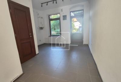 Spatiu comercial renovat, vitrine stradale, ultracentral Sibiu - 6