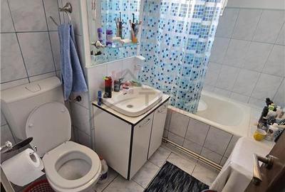 Apartament cu 3 camere decomandat în Mircea cel Bătrân - 8