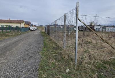 Teren Construcții intravilan de 860 mp, în Sânpetru - 2