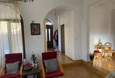 Resedinta deosebita,constr 2012,parc Carol 10min,7 camere,7 bai,2 locuri parcare Resedinta deosebita,constr 2012,parc Carol 10min,7 camere,7 bai,2 locuri parcare - 3