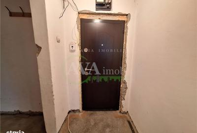 Apartament cu 3 camere semidecomandat în Mioriței - 1