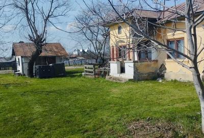 Casă cu 3 camere în Central - 2