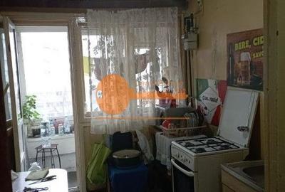 Apartament cu 3 camere semidecomandat în Lujerului - 3