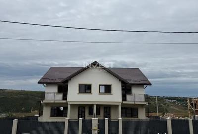 Casă cu 4 camere cu Canalizare în Valea Lupului - 3