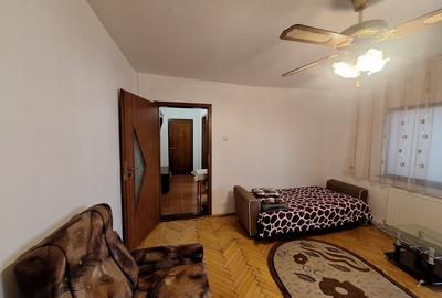 Apartament cu 3 camere decomandat, mobilat în Buziașului - 8