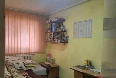 Garsonieră decomandată în Central - 9