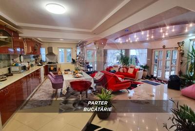 Casă cu 10 camere cu Teren 750 Mp în Central - 46