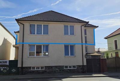 Casă cu 4 camere decomandat în Central - 5