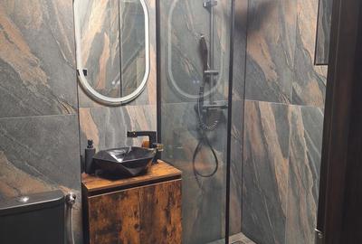 Apartament cu 3 camere decomandat în Libertății - 1