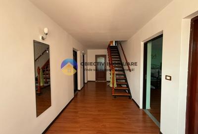 Casa de vanzare / 3 nivele / Piatra Neamt - 17