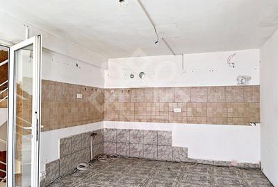 Casa cu 6 camere de inchiriat in Rogerius - 1