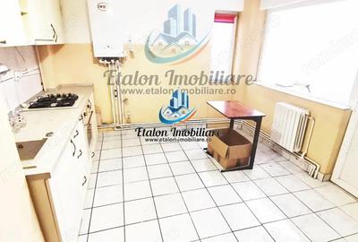 Apartament cu 3 camere semidecomandat în Calea Romanului - 5