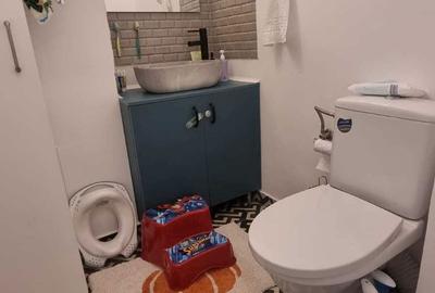 Apartament cu 4 camere decomandat în Runcu - 4