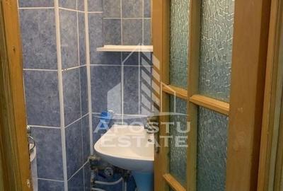 Apartament cu 3 camere, 2 bai, decomandat, etajul 2, centrala proprie Apartament cu 3 camere, 2 bai, decomandat, etajul 2, centrala proprie - 9