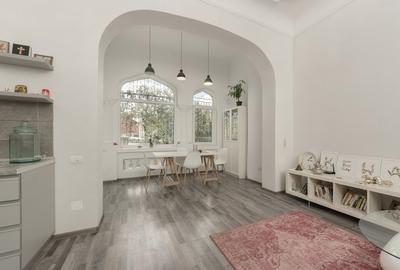 Proprietate specială, 60 mp în Armeneasca