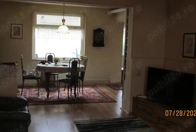 Casă cu 5 camere cu Teren 767 Mp în Buziașului