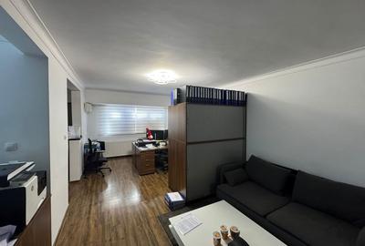 Apartament cu 2 camere semidecomandat în P-ța Unirii - 3