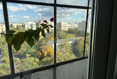 Vânzare apartament 3 camere - 6