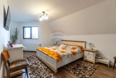 Casa / Vila cu 6 camere de vanzare in Tarlungeni - 8