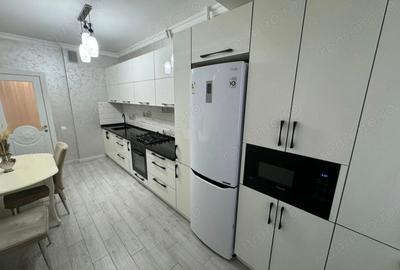 Garsonieră în Titan - 2