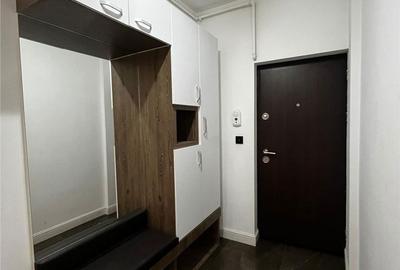 Apartament cu 3 camere semidecomandat în Central - 9