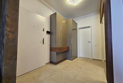 Apartament cu 2 camere decomandat în Tractorul - 7