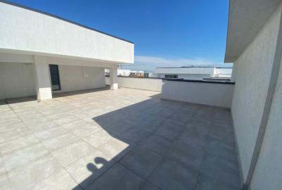 Penthouse cu 2 camere decomandat, mobilat în Berceni - 12