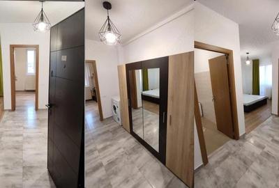 Garsonieră decomandată în Apărătorii Patriei