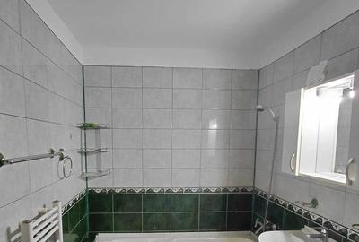 Ap spatios,pozitie excelenta str. Sirius - 3