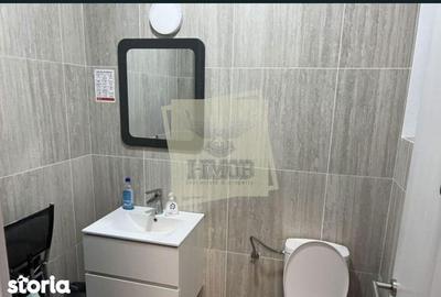 Spațiu comercial, de 100 mp, în Central - 1