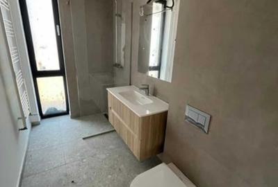 Casă cu 4 camere în Central - 8