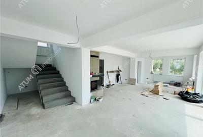 Casa individuala in Cisnadioara cu 4 camere 2 bai terasa ter