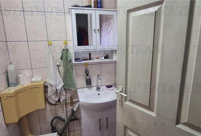 Casa  spatioasa cu 5 camere si curte proprie in Zona Bratianu, Constanta - 7