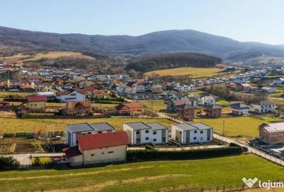Casă cu 4 camere cu Teren 235 Mp în Central - 7