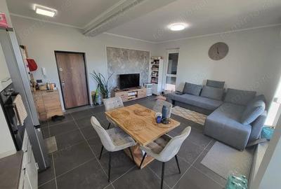 Langa Lidl. Asfalt. Bloc Nou. Mobilat si Utilat - 3