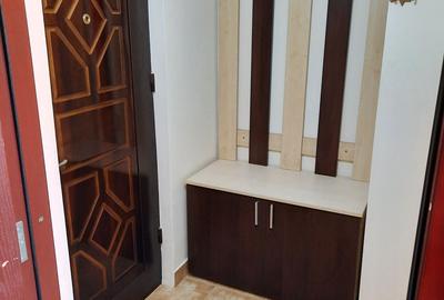 Garsonieră decomandată în Confecții - 2