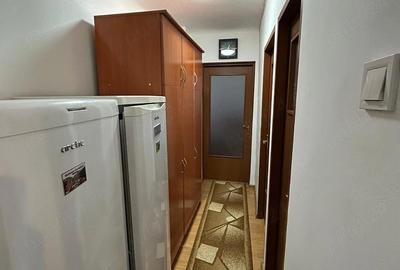 Apartament cu 2 camere decomandat în Rovine - 1