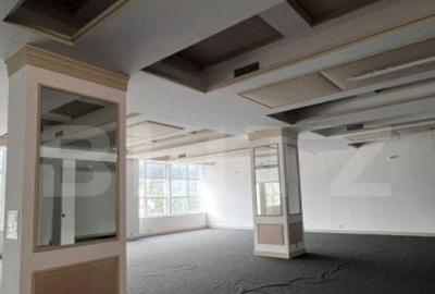 Spa?iu comercial modern, 310 mp, cu parcare ?i vitrina - 3