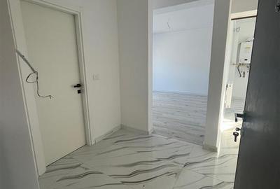 Garsonieră decomandată în Bucium - 2