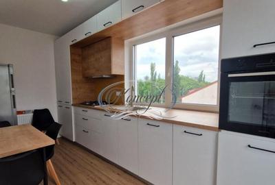 Apartament cu 2 camere semidecomandat, mobilat în Iris