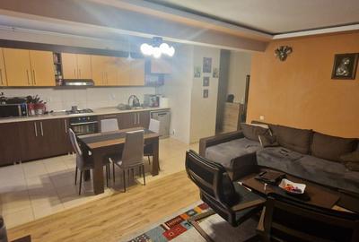 Apartament cu 3 camere decomandat, mobilat în Cetate - 1