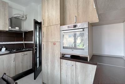 Apartament cu 2 camere decomandat, mobilat în Tractorul - 10
