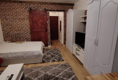 INCHIRIEZ GARSONIERA PTA. IANCULUI-OBOR - 1