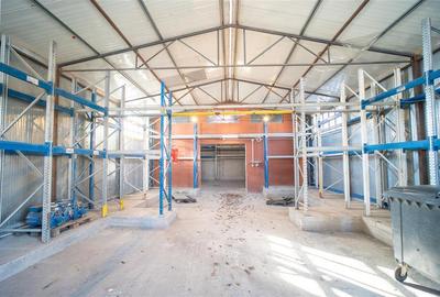 Spațiu industrial, de 753 mp, în Calea Aradului - 5