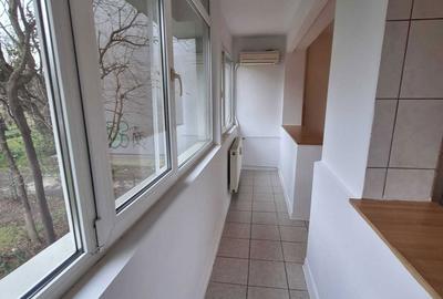 Apartament cu 2 camere semidecomandat în Dristor - 4