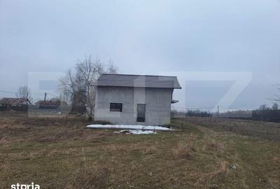 Casă cu 3 camere cu Teren 400 Mp în Răzvad - 1