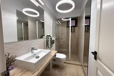 Apartament 3 camere  2 bai + curte si parcare | 15 Noiembrie - 15