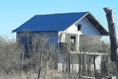 Casa cu teren de 300mp Sat Cocani , Com Crevedia , Judetul Dambovita - 1