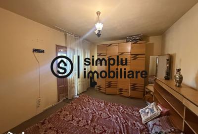 Casă cu 5 camere cu Teren 181 Mp în Rovine - 1