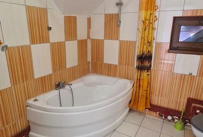 Apartament cu 3 camere în Central - 6